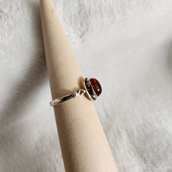 Sterling Silver and Amber Ring. Size 6. Lightly used. - Picture 2 of 8